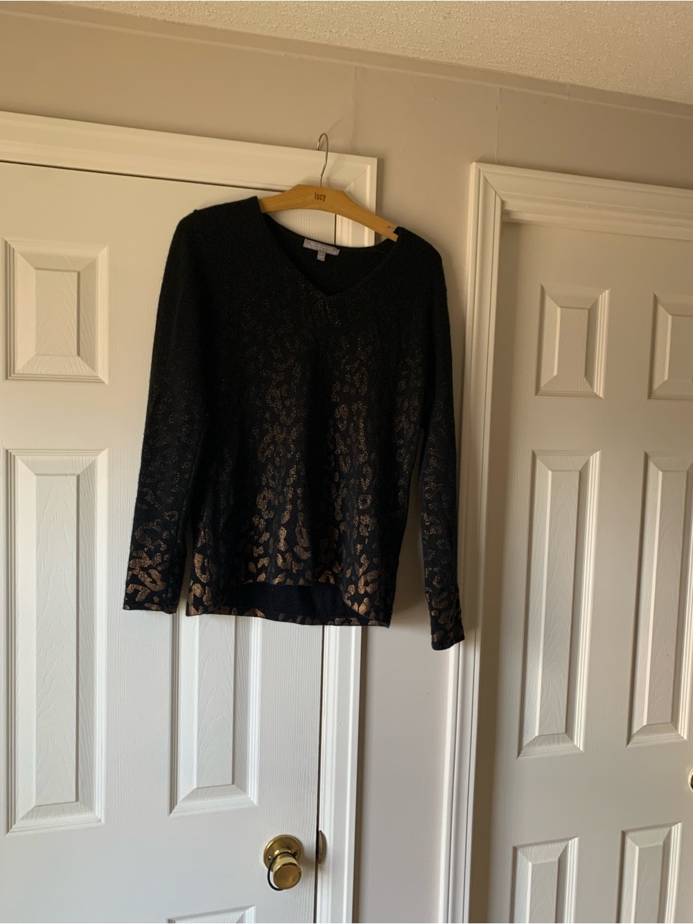 Neiman Marcus Black Cashmere V-Neck Sweater